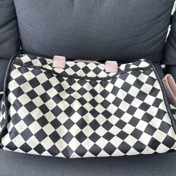 Betsey Johnson Weekender Bow Duffel Bag - Picture 5 of 14